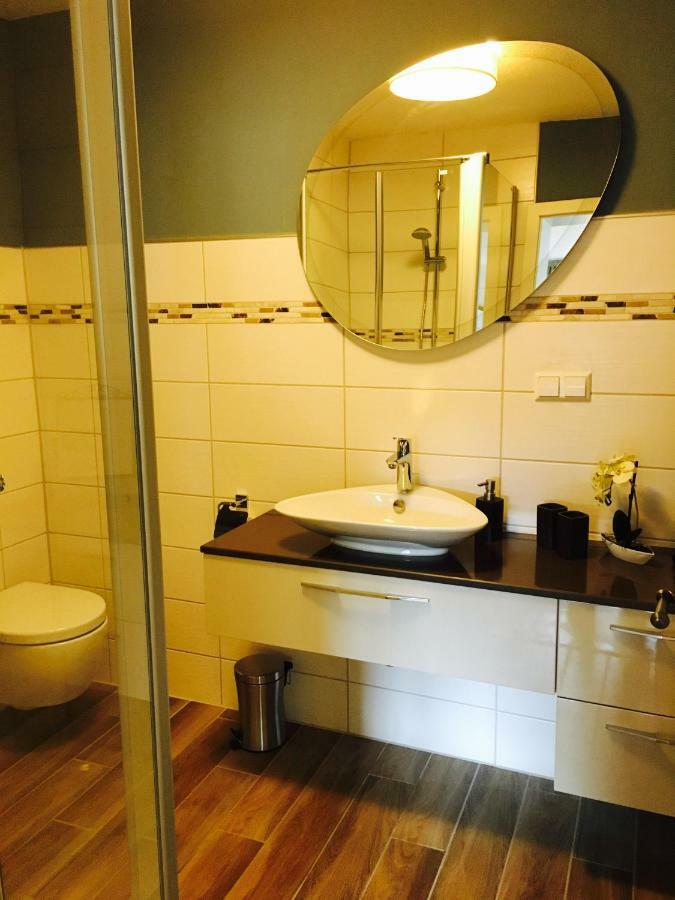 Gaestehaus Sellemols Ferienwohnung Korbmacher Heuchelheim-Klingen Eksteriør billede